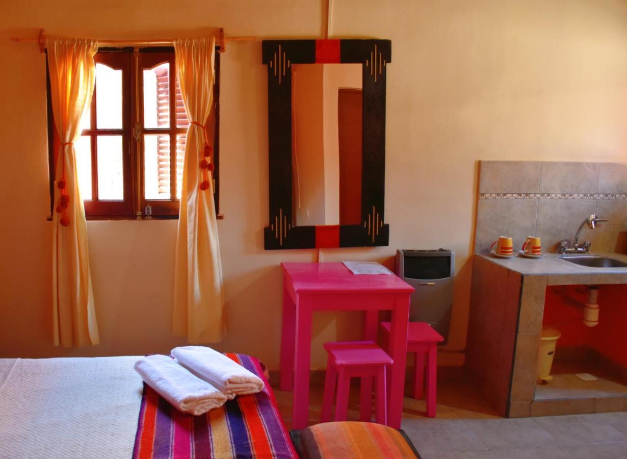 Hostal Paseo De Los Colorados 普尔马马尔卡 外观 照片